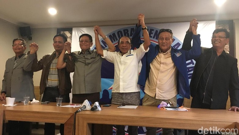 Politisi Senior Demokrat Jabar Kritisi Wacana KLB Politisi Senior Demokrat Jabar Kritisi Wacana KLB