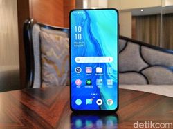Menggenggam Si Buas Oppo Reno 10x Zoom yang Mau ke Indonesia