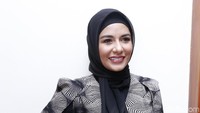 Meisya mengatakan dirinya sudah ingin berhijab sejak 8 tahun lalu, namun niatnya itu masih belum bulat. Pool/Palevi S/detikFoto.