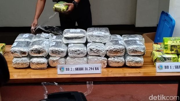 Barang bukti sabu yang disita seberat 31,794 kg