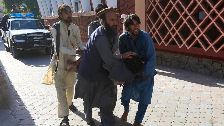 Korban Tewas Serangan Bom Bunuh Diri di Afghanistan Jadi 11 Orang Korban Tewas Serangan Bom Bunuh Diri di Afghanistan Jadi 11 Orang