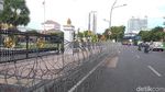 TNI-Polri Perketat Keamanan Gedung Grahadi untuk Antisipasi Demo
