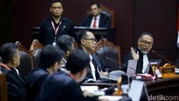 Sidang perdana sengketa Pilpres 2019 di Mahkamah Konstitusi (MK) resmi dibuka, Jumat (14/6/2019).