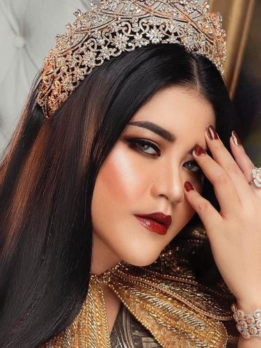 Rambut Kahiyang Ayu Bak Iklan Shampo, Hairstylist: Karena Masih 'Virgin'