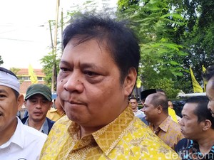Airlangga Hartarto Isyaratkan akan Pimpin Golkar hingga 2024