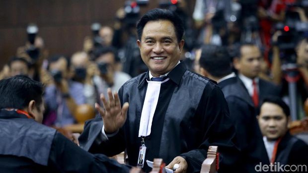 Tim hukum Jokowi, Yusril Ihza Mahenda / 