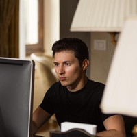 Pavel Durov adalah CEO Telegram, aplikasi pesan yang terenkripsi atau terjaga rahasianya. Ia menemukannya saat menjadi buronan di Rusia. Foto: Instagram @durov