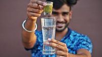 Diracik Dengan Jahe dan Garam, Ini Fuljar Soda Minuman Viral di India