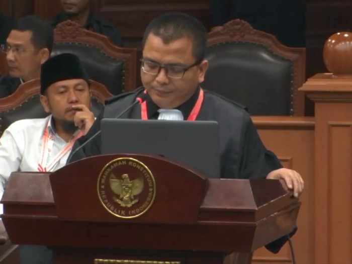 Bacakan Gugatan Pilpres, Tim Prabowo Singgung Pemilu Luber, Jujur, dan Adil