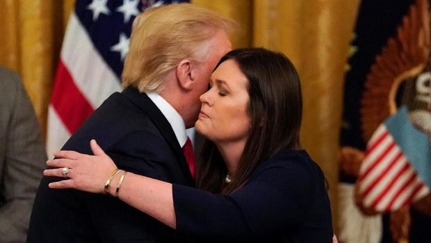 Tinggalkan Trump, Juru Bicara Gedung Putih Sarah Sanders Mund