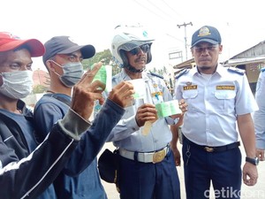 Dishub Serang Akui Sulit Tertibkan Parkir Liar di Kawasan Banten Lama