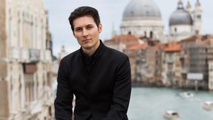 Sosok CEO Telegram yang Selalu Berpakaian Hitam Seperti The Matrix