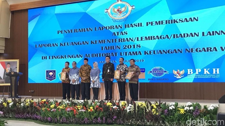 Laporan Keuangan Kemendagri dan Kemenag Dapat WTP dari BPK Laporan Keuangan Kemendagri dan Kemenag Dapat WTP dari BPK
