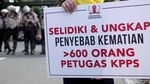 Aksi Massa Berompi Kuning Kawal Sidang Sengketa Pilpres
