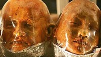 Kalau roti yang satu ini punya tampilan yang menyeramkan, dan sangat mirip seperti kepala manusia. Kalau seperti ini jadi seram sendiri ya kalau mau memakannya? Foto: Istimewa