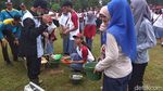 Foto: Aksi Bersih-bersih Candi Borobudur