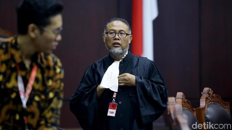 Tim Hukum Prabowo Simak Jawaban TKN-KPU: Jika Benar, Kita Apresiasi Tim Hukum Prabowo Simak Jawaban TKN-KPU: Jika Benar, Kita Apresiasi