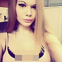 Mahasiswa berusia 22 tahun ini mendapatkan cibiran ketika ia mengungkapkan transformasi operasi plastiknya. Ingin terlihat seperti boneka Barbie, ia malah dibully mirip monster.Foto: Facebook