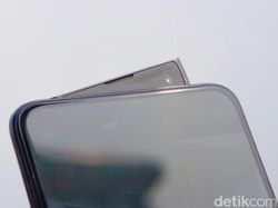 Unboxing Oppo Reno, Si Penggoda di Kelas Menengah