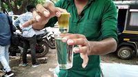 Diracik Dengan Jahe dan Garam, Ini Fuljar Soda Minuman Viral di India