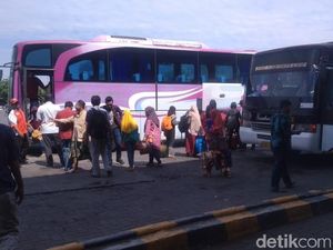 Pemudik Keluhkan Harga Tiket Bus di Kudus Masih Tinggi