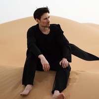 Di akun media sosial itu, Pavel sering berkeliling dunia, mulai dari Italia hingga Bali. Foto: Instagram @durov