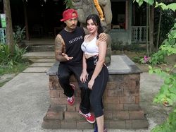 Lepas Kangen, Jerinx dan Nora Alexandra Bercumbu di Mobil Tahanan