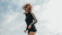 Nora Alexandra juga rajin olahraga lo untuk menjaga badannya. Foto: Dok. Instagram/ncdpapl