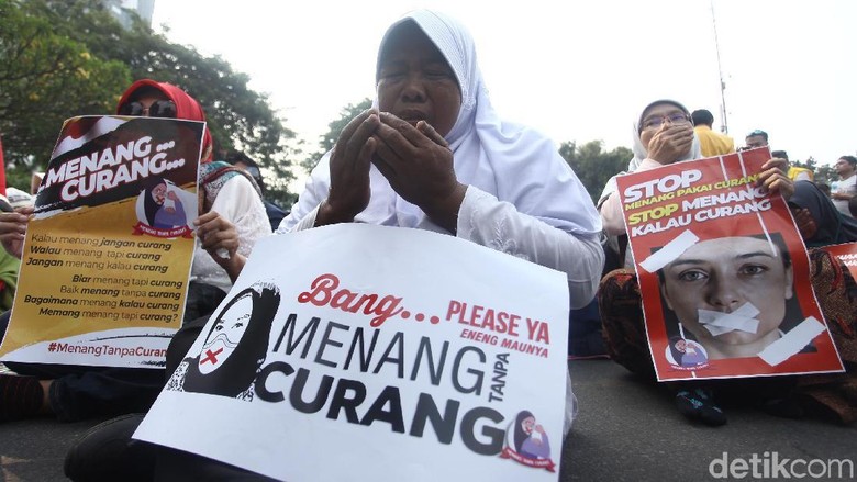 PA 212-GNPF akan Gelar Aksi Damai Kawal MK Jumat Pekan Depan PA 212-GNPF akan Gelar Aksi Damai Kawal MK Jumat Pekan Depan