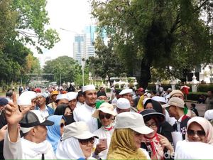 Ketum FPI Sobri Lubis Merapat Ikut Demo Kawal Sidang MK