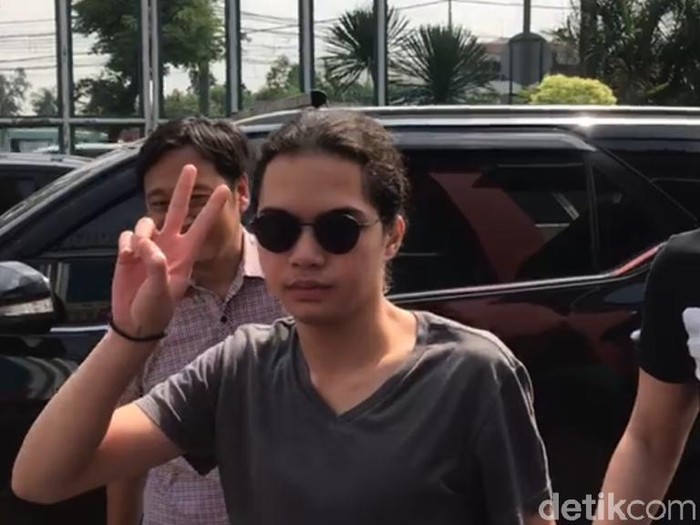 Dul Jaelani dan El Rumi Dul Jaelani dan El Rumi