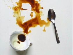 Unik! Tumpahan Kopi Jadi Seni Lukis Mengagumkan