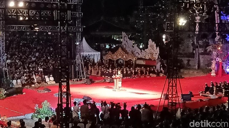 Buka Pesta Kesenian Bali, Koster Ingin Seni Jadi Pemersatu Usai Pemilu Buka Pesta Kesenian Bali, Koster Ingin Seni Jadi Pemersatu Usai Pemilu