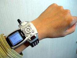 Deretan Ponsel Berdesain Nyeleneh