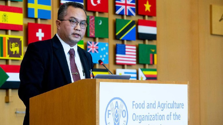 Diundang ke Kantor Pusat FAO di Roma, Rektor IPB Bicara Agromaritim 4.0 Diundang ke Kantor Pusat FAO di Roma, Rektor IPB Bicara Agromaritim 4.0