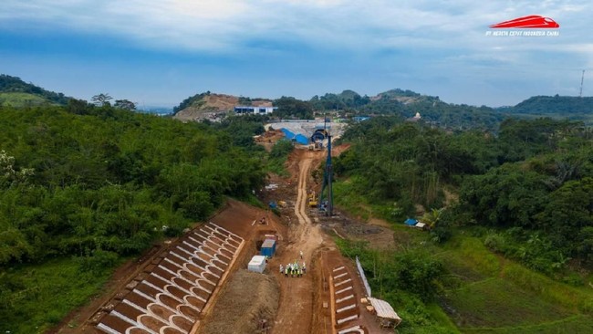 Canggihnya Kereta Cepat Jakarta-Bandung