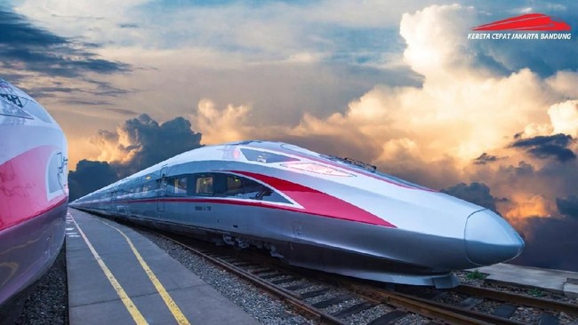 Rangkaian Kereta Cepat Made in China Tiba di RI 2020