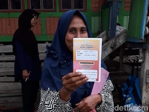 Wow! Berobat di Puskesmas di Dompu NTB Bisa Bayar dengan Sampah