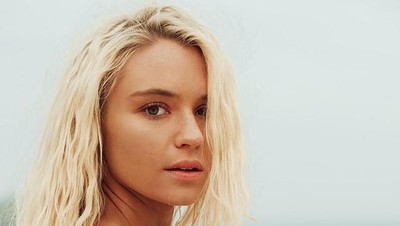 Ini Lucie Rose, Pemain Selancar Seksi yang Jago Taklukkan Ombak