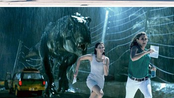Dikejar T-Rex. Foto: Reddit via Bored Panda