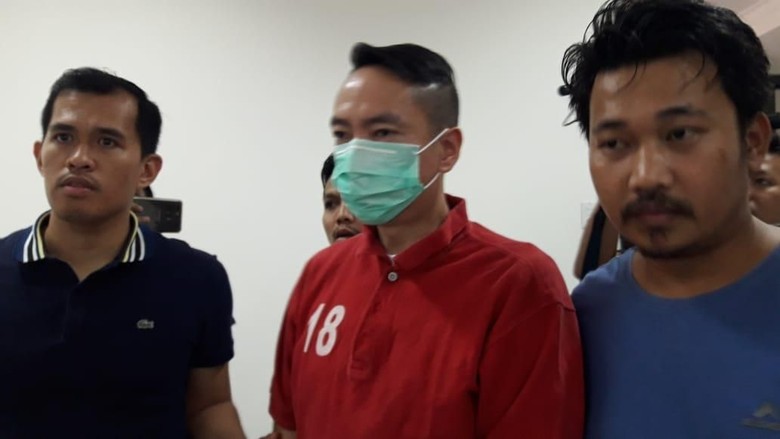 Andy Wibowo Pemobil Koboi di Jalan Alaydrus Minta Maaf dan Ngaku Salah Andy Wibowo Pemobil Koboi di Jalan Alaydrus Minta Maaf dan Ngaku Salah