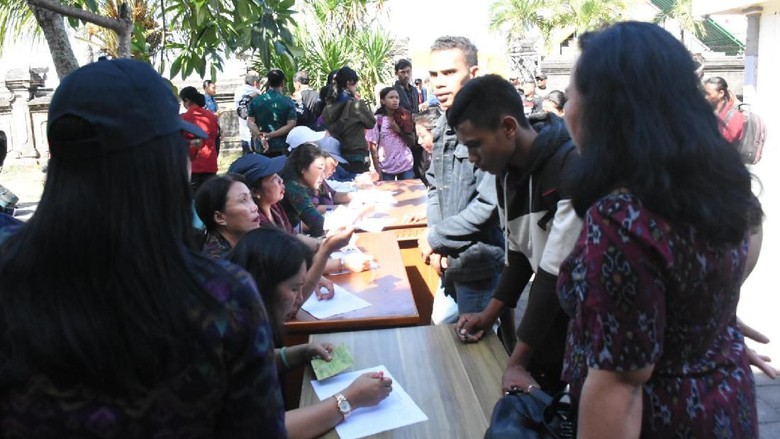 Tak Bawa e-KTP, 4 Warga Bima Diamankan Satpol PP Denpasar Tak Bawa e-KTP, 4 Warga Bima Diamankan Satpol PP Denpasar