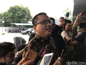 Denny Indrayana Buka Suara soal Ikut Lelang Kuasa Hukum KPU