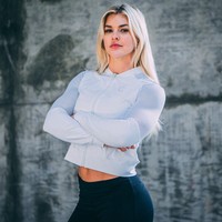 Brooke Ence dinobatkan sebagai salah satu dari 20 wanita dengan perut paling seksi di Instagram pada 2018. Daftar itu dirilis situs kesehatan Muscle and Fitness. Foto: Instagram/@brookeence