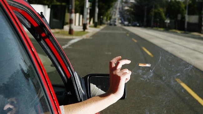 Berita Populer: Pengemudi Didenda karena Rokok, Mobnas Vietnam