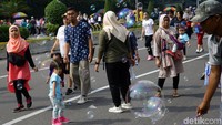 Warga mulai berkegiatan sejak pukul 06.45 WIB.