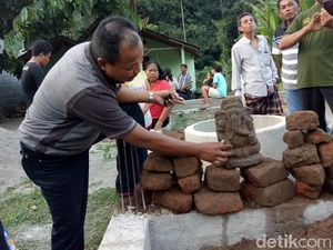 Warga Kediri Temukan Arca Ganesha Saat Gali Pondasi Rumah
