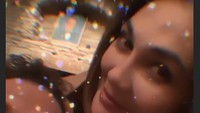 Luna Maya belum lama ini muncul di Insta-Story Brett Ratner. Foto: (dok. Instagram Brett Ratner)