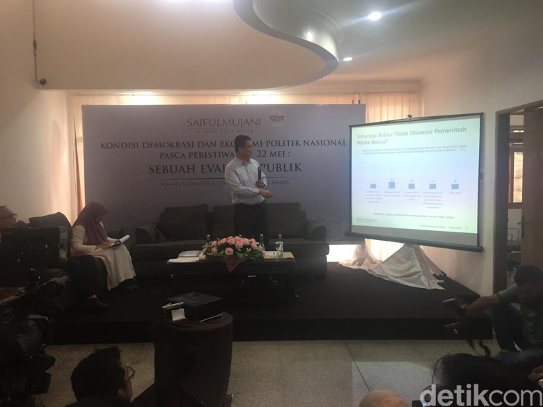 Survei SMRC: 69% Publik Menilai Pilpres 2019 Jurdil Survei SMRC: 69% Publik Menilai Pilpres 2019 Jurdil