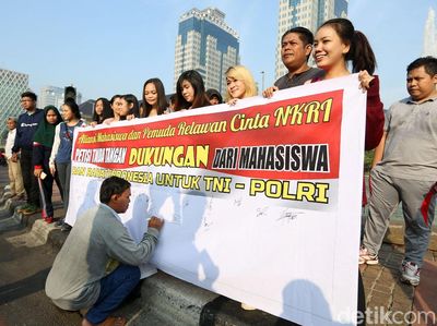 Aksi Dukung TNI-Polri Terkait Kerusuhan 21-22 Mei